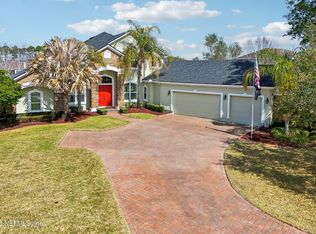 827 E Dorchester Dr, Saint Johns, FL 32259
