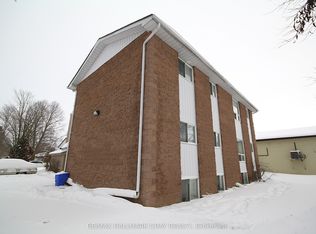 12 Shaw St, Springwater, ON L0L1P0