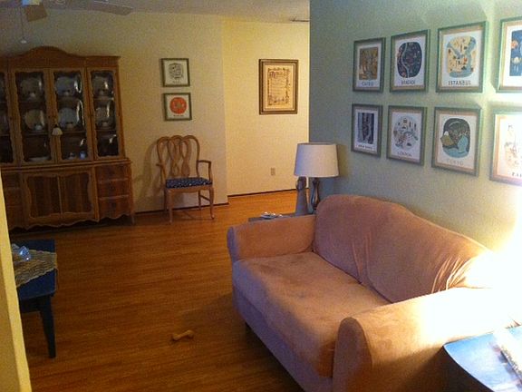 5th image of 55 Mayfield Cir