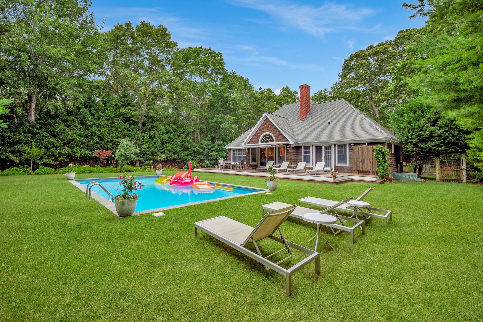  Beautiful East Hampton Home w Heated Pool on Builder's Acre Bordering Reserves