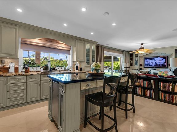 4th image of 14456 Kendale Lakes Blvd