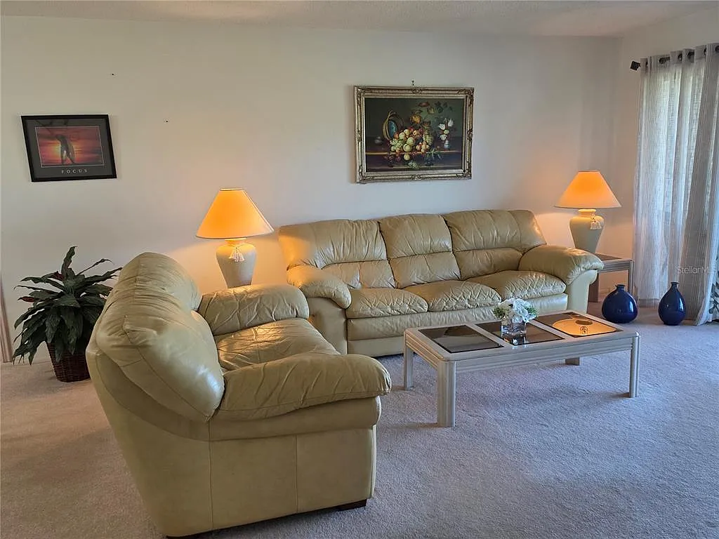 2 bed, 2.0 bath, 1185 sqft, $2,500 — Photo 4
