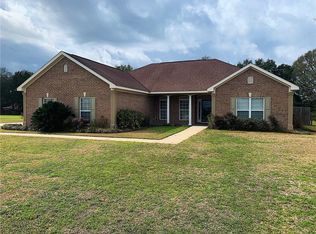 4626 Whispering Oaks Ln, Mobile, AL 36695