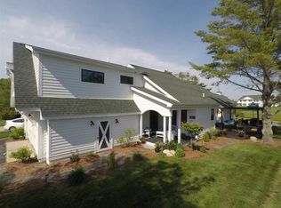 9506 Cottage Point Dr, Charlevoix, MI 49720