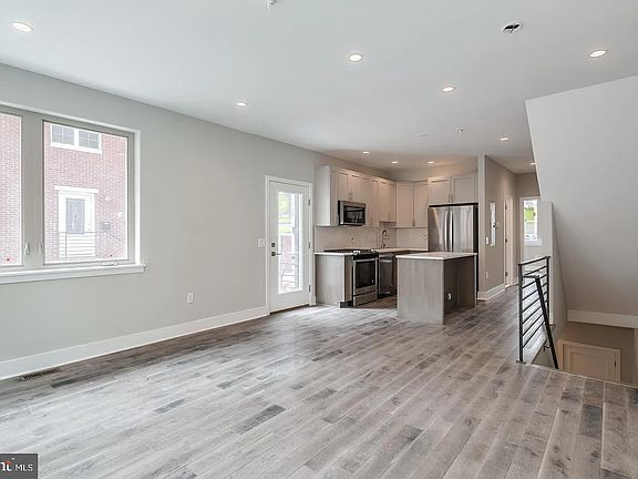2nd image of 1013 S 20th St #A