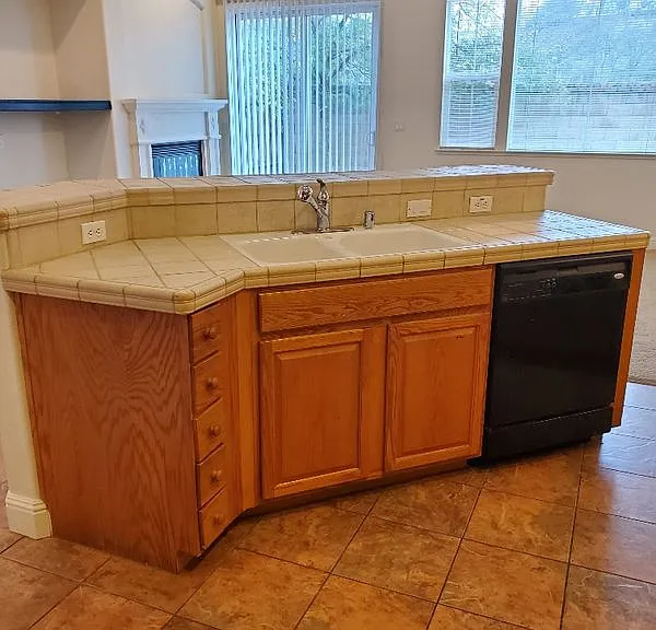 1004 Hildebrand Cir — Photo 15