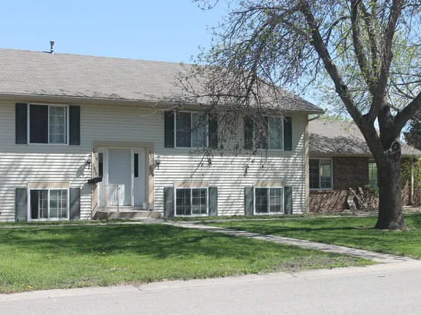 2420 4th Ave SE, Willmar, MN 56201