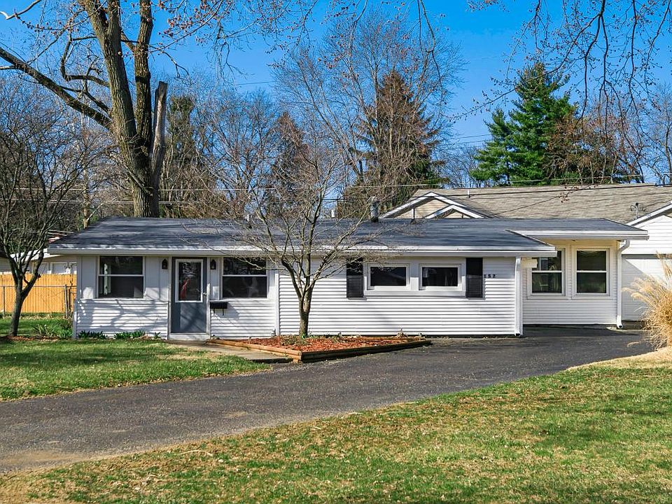 1st image of 157 Gary Lee Dr