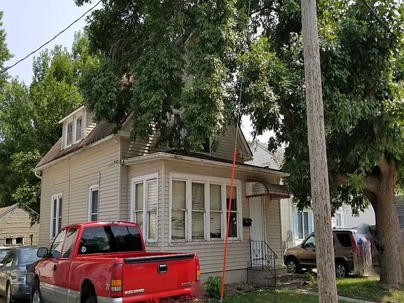 3rd image of 1109 Madison Ave