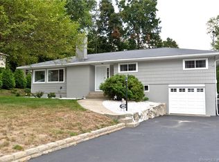 77 Hilltop Rd, Naugatuck, CT 06770