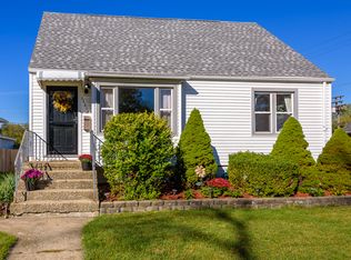 17816 Walter St, Lansing, IL 60438