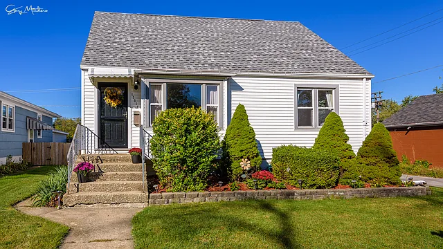 17816 Walter St photo 1