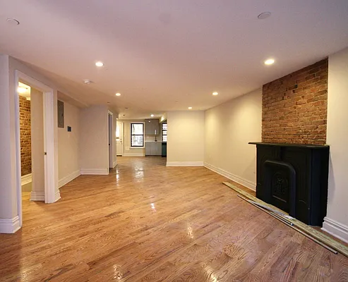 Rented by Rental Solutions Inc | media 33