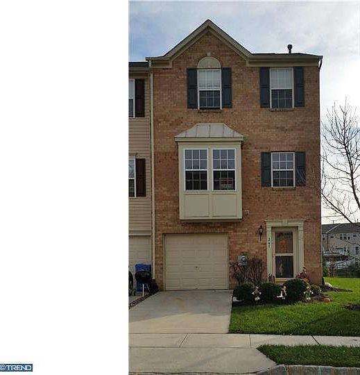 1st image of 341 Cristaudo Ct