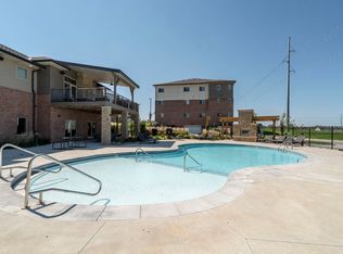8300 Cheney Ridge Rd #344, Lincoln, NE 68516