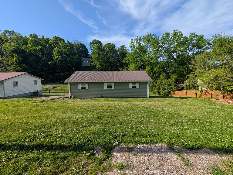 879 Poor Farm Rd — Photo 25