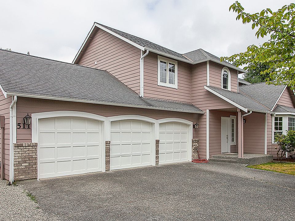1st image of 511 100th Ave NE