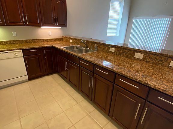 2nd image of 9525 Orange Valley Ct