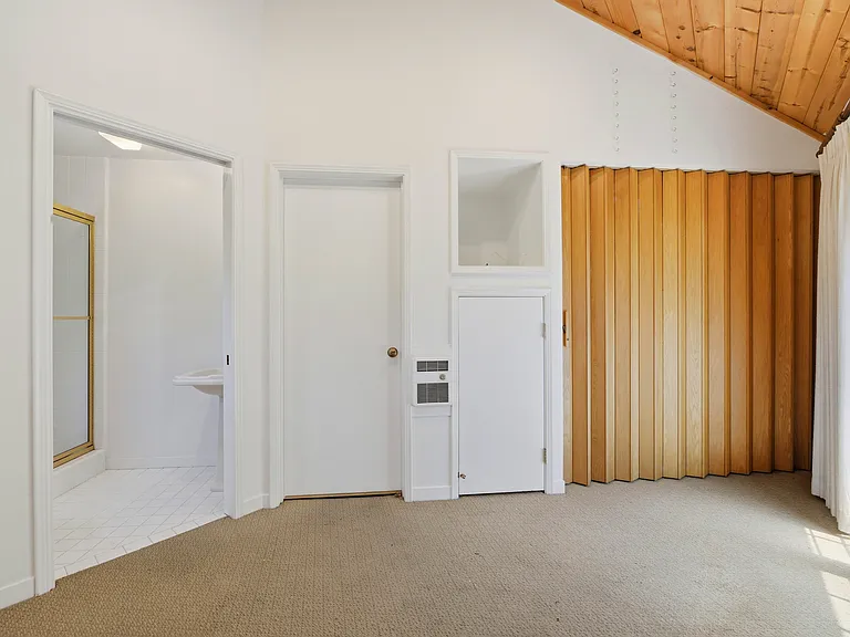 1825 White Oak Dr — Photo 25