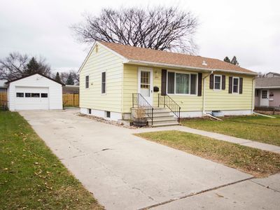 1807 5th St S, Moorhead, MN, 56560