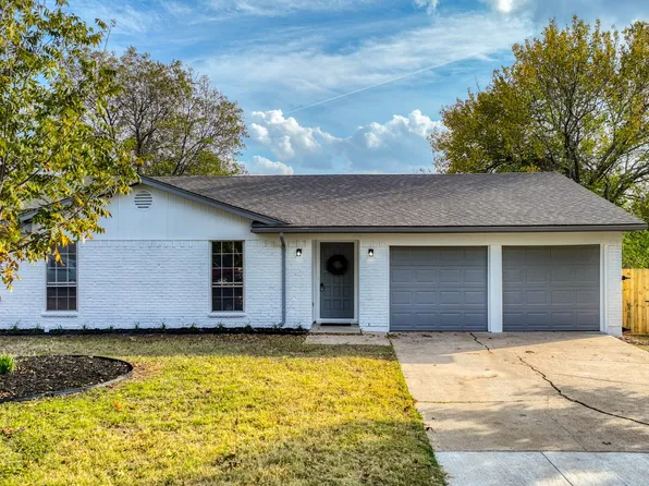 7704 Terry Dr, North Richland Hills, TX 76180