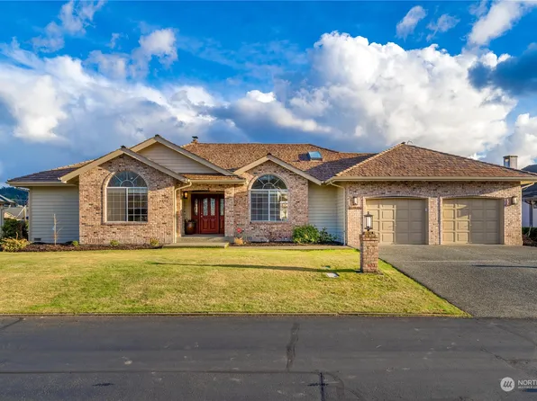 15025 145th Avenue Ct E, Orting, WA 98360