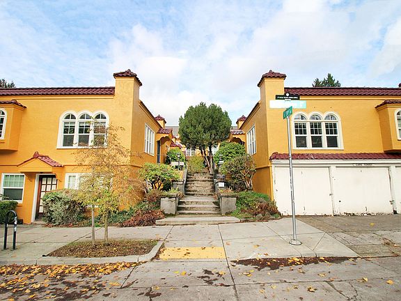 2nd image of 3087 SE Ankeny St APT 1-15