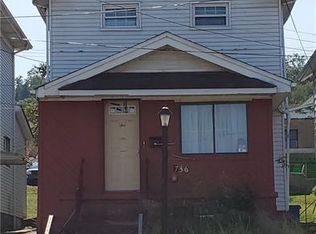 736 6th Ave #2, Coraopolis, PA