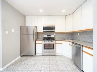 54 Chestnut St #2A, Weehawken, NJ 07086
