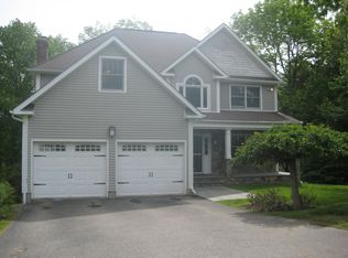 14 Barnum Pl, Ridgefield, CT 06877