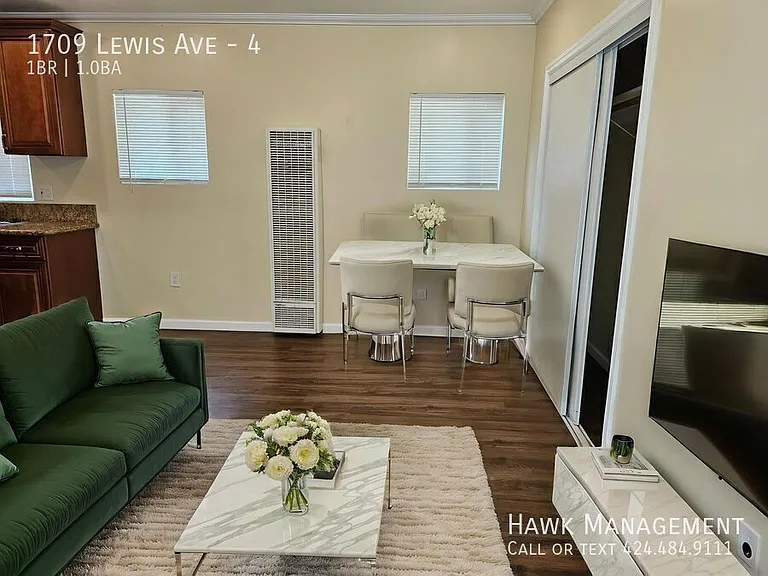 1709 Lewis Ave #4 — Photo 6