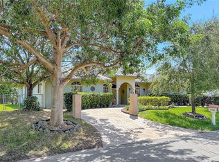 17521 SW 93rd Pl, Palmetto Bay, FL 33157