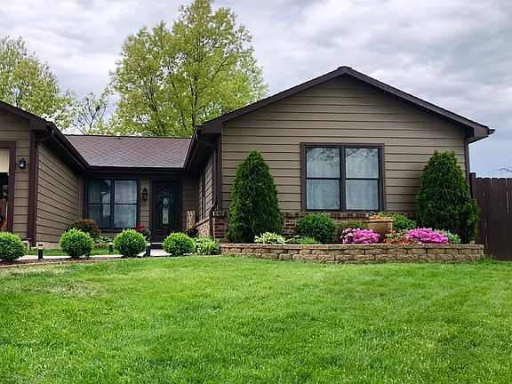 2nd image of 110 Wren Ct