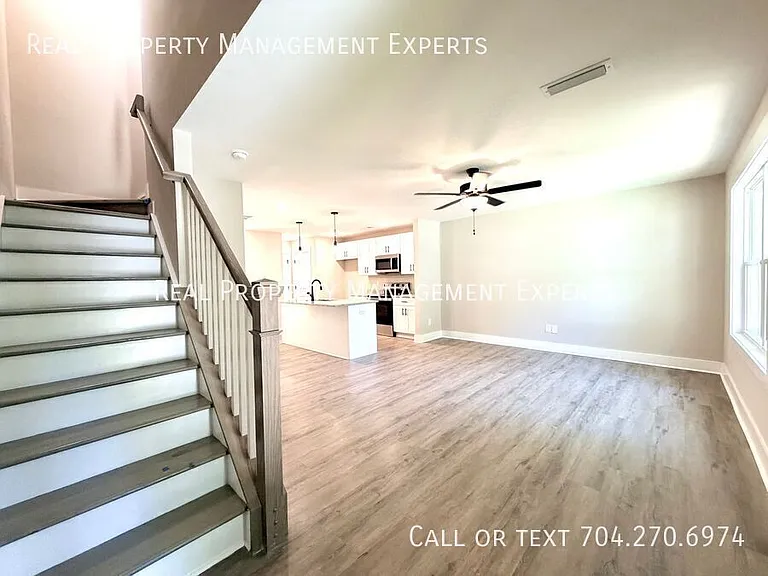 412 N Scruggs St — Photo 8