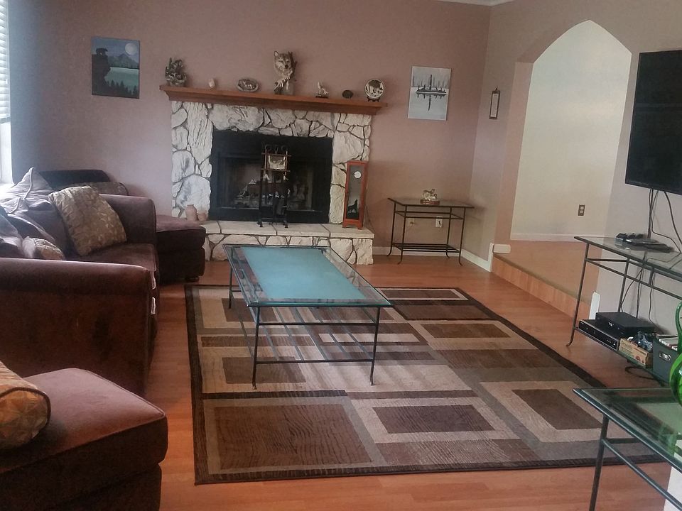 1st image of 3130 Halleck Dr