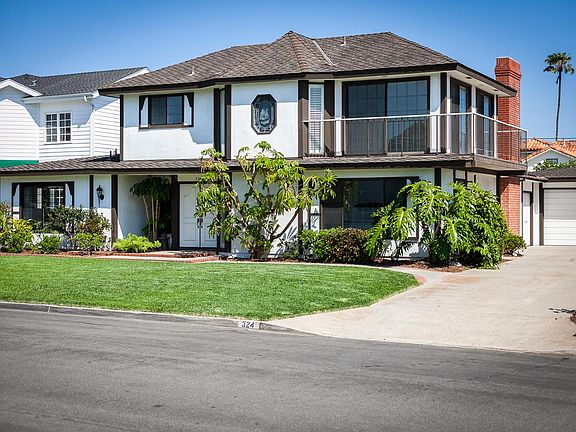 2nd image of 324 El Modena Ave