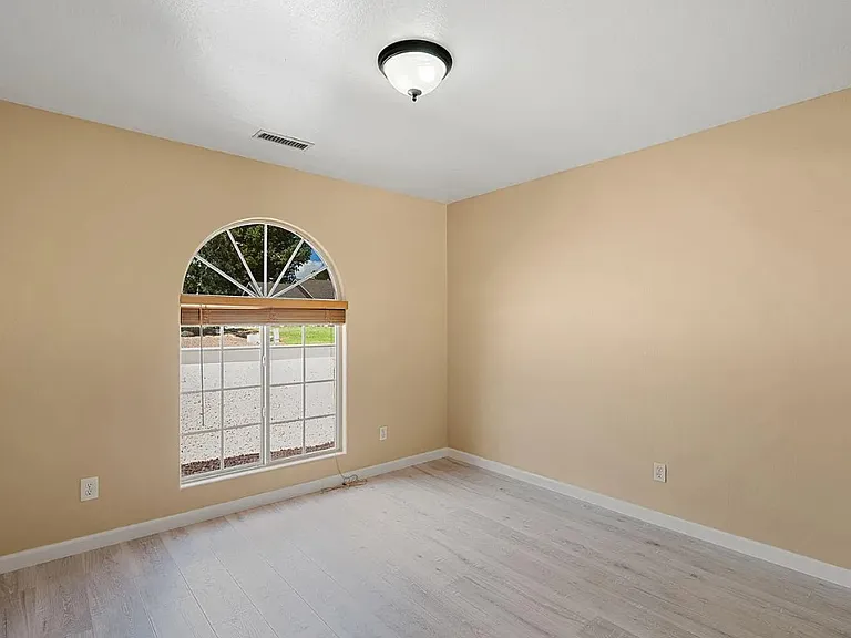 7185 N Summit View Dr — Photo 20