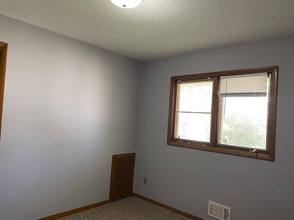One bedroom - non master bedroom upstairs