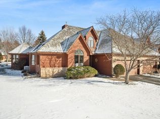10865 57th Ave N, Plymouth, MN 55442