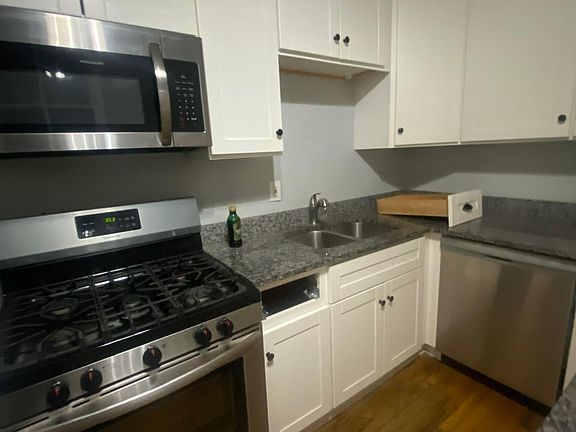 3rd image of 2051 W Division St #2