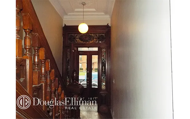 Rented by Douglas Elliman | media 20