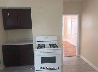 32 Birch St APT 3, Worcester, MA 01603