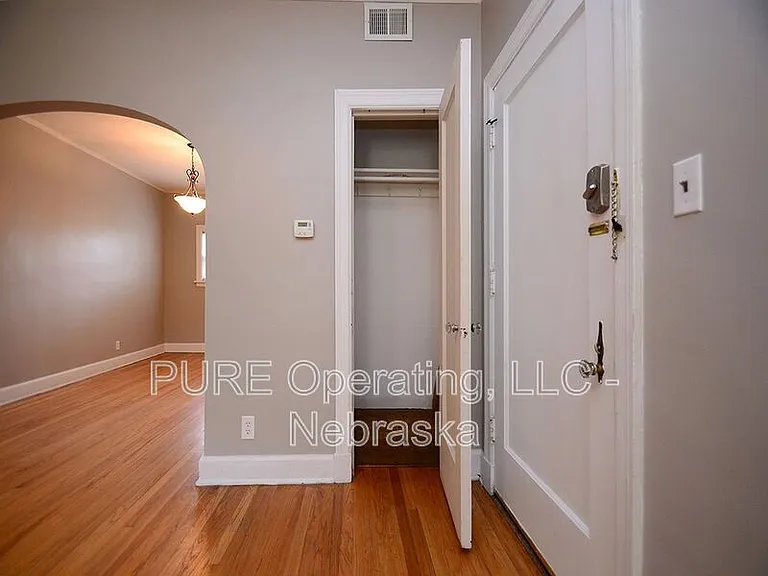 406 N 49th St #5 — Photo 5