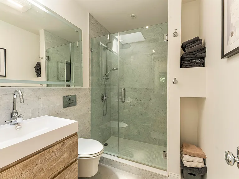 8 Paulmier Pl — Photo 29