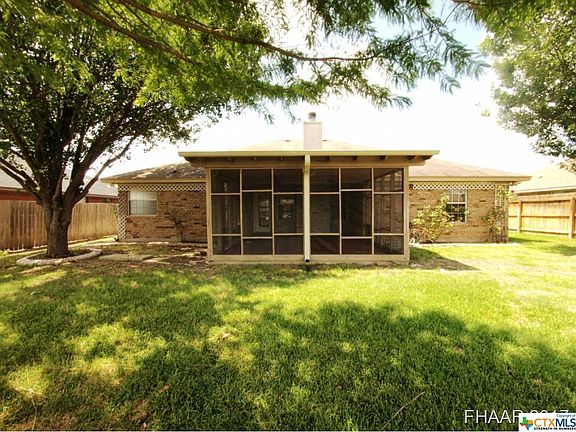 4th image of 2005 Amethyst Dr