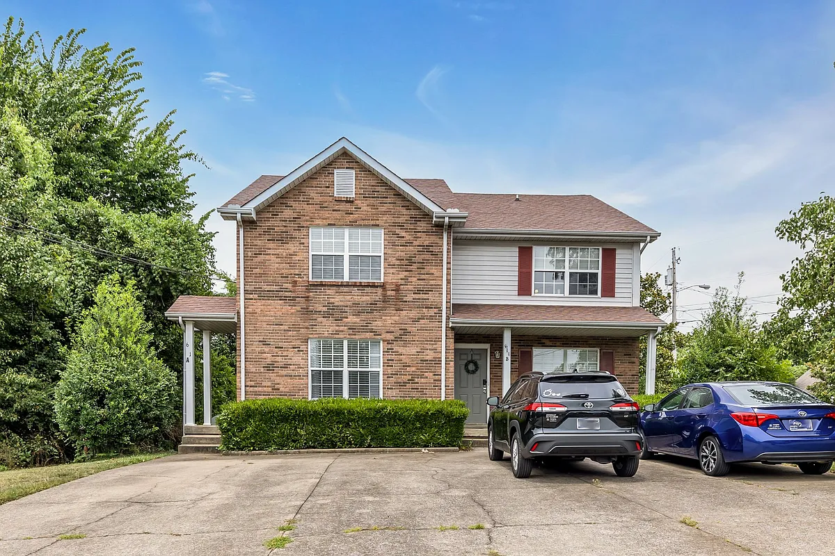 Building Photo - 611 Doane Dr #A