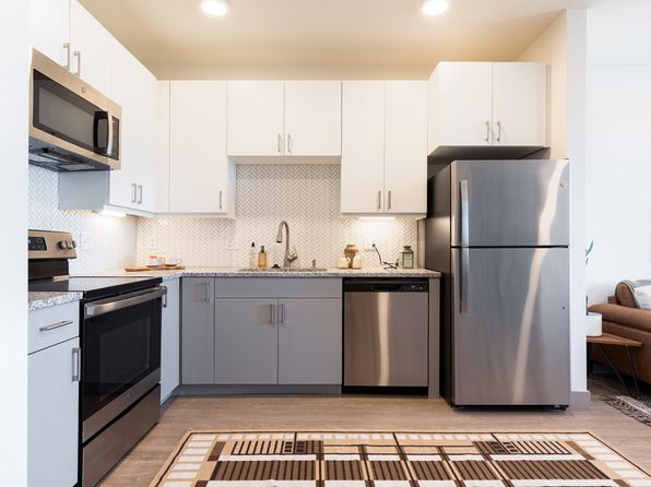 2121 E 48th Ave #225