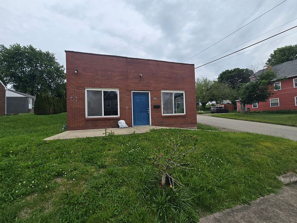 1st image of 1079 9th Ave