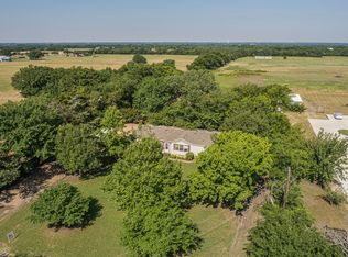 329 Blackmon Rd, Van Alstyne, TX 75495
