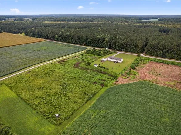 9277 Kellos Mill Rd, Wakefield, VA 23888